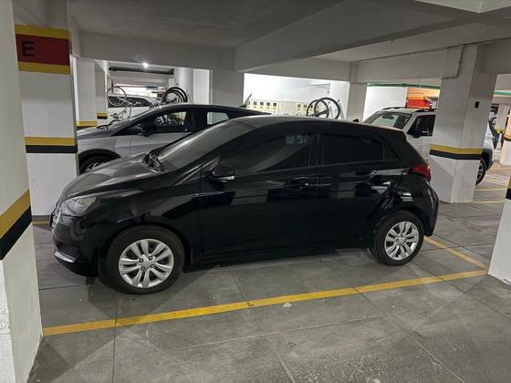 HYUNDAI HB20 1.0 COMFORT 12V FLEX 4P MANUAL HYUNDAI HB20 1.0 COMFORT 12V FLEX 4P MANUAL